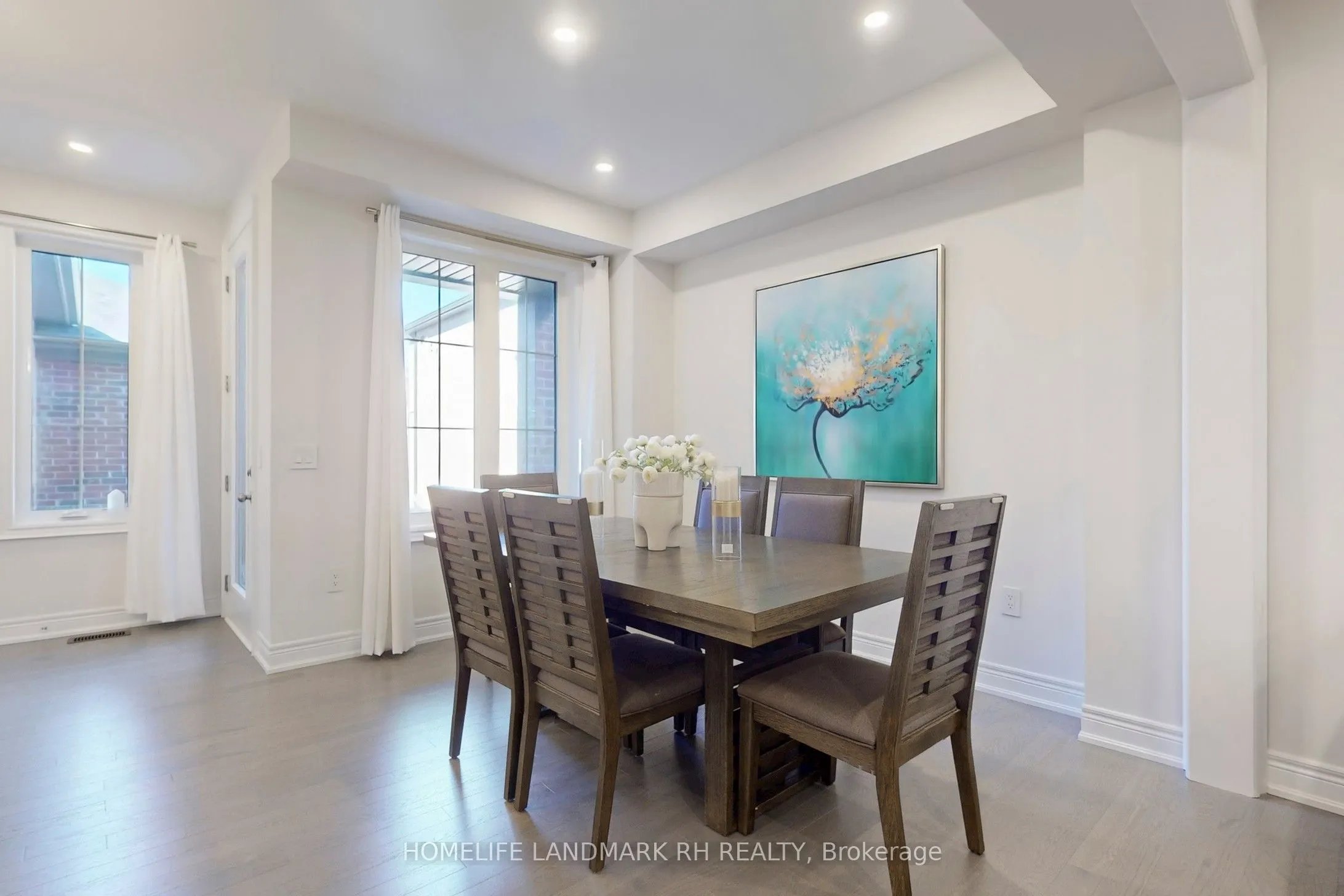 25 John Rolph Street