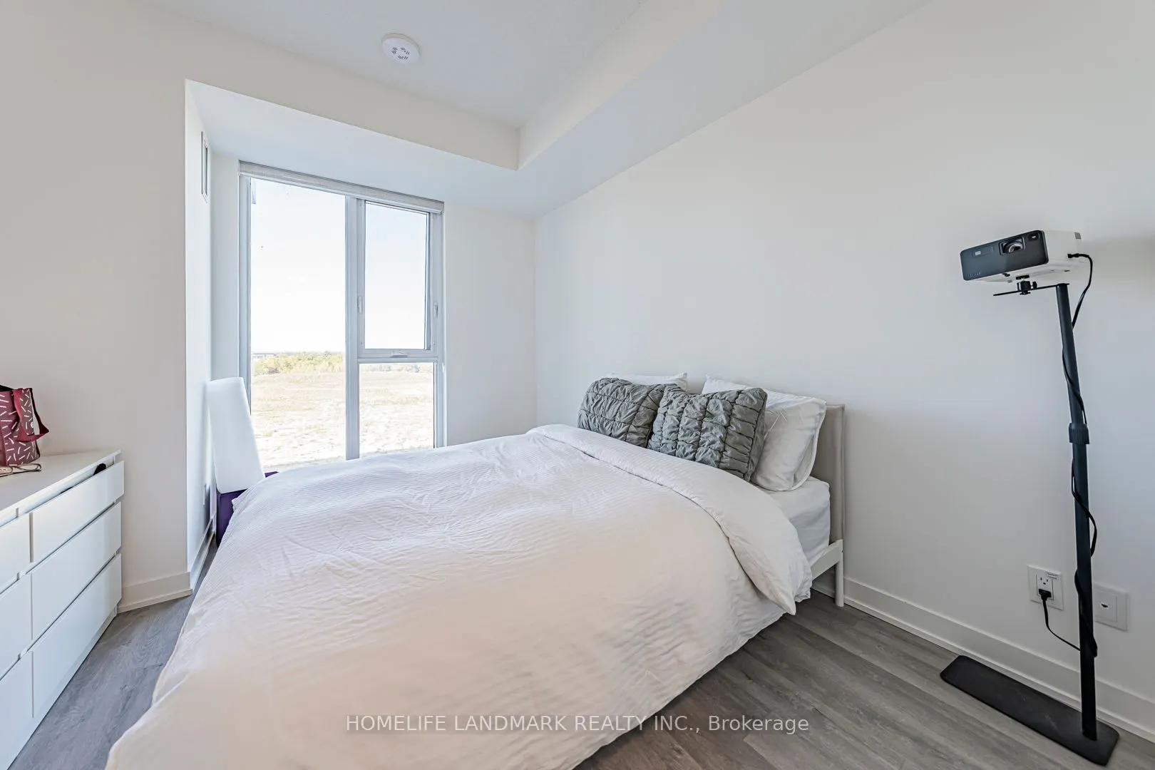 38 Simcoe Promenade, #C410