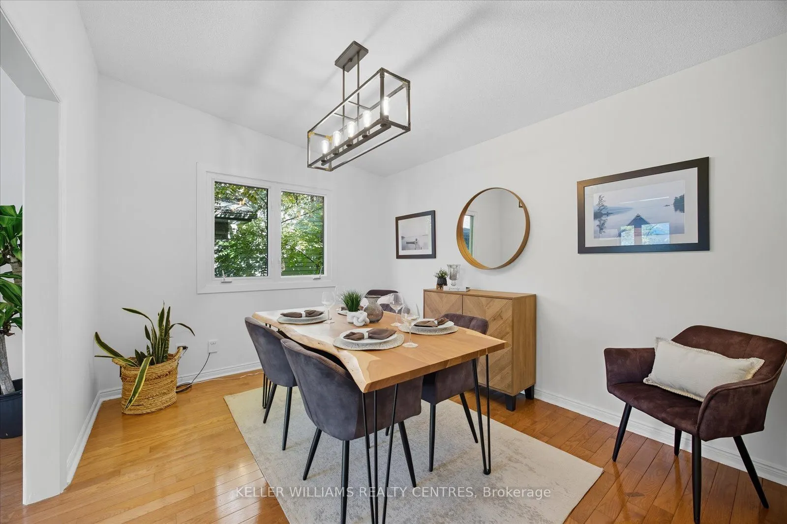 916 Elgin Street