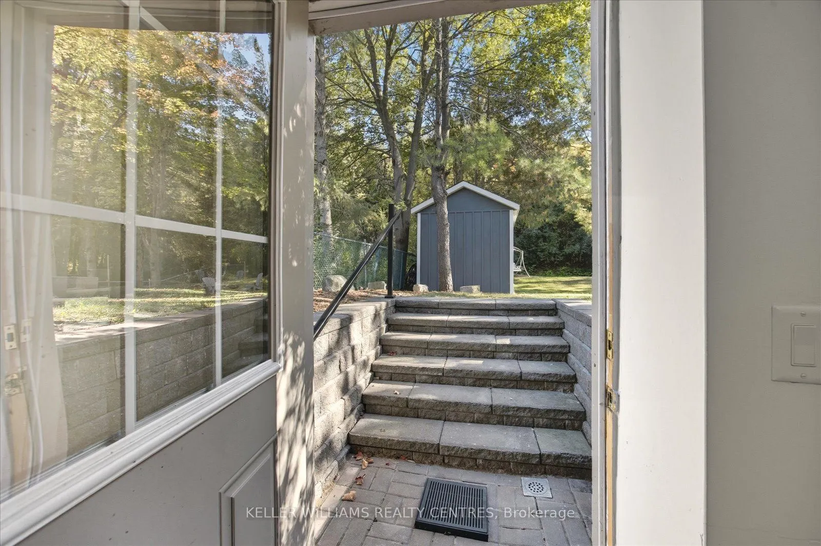 916 Elgin Street