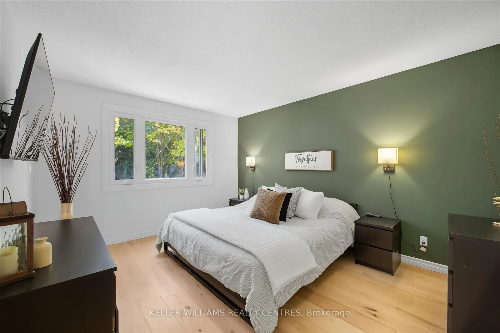 916 Elgin Street