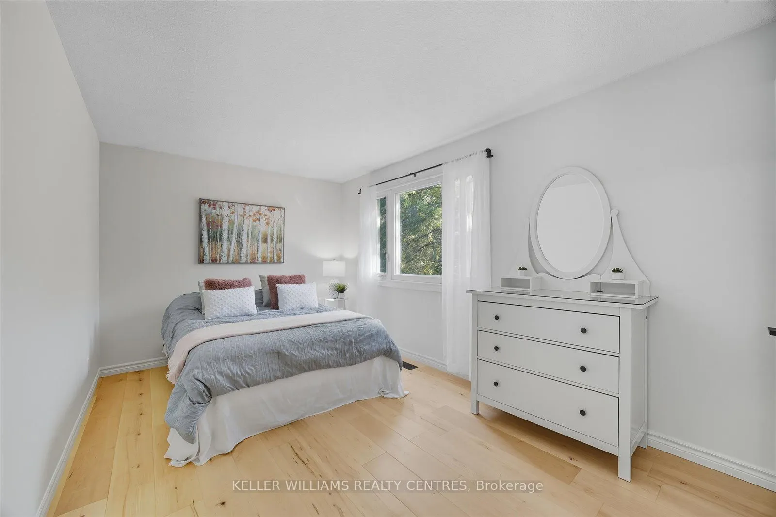 916 Elgin Street