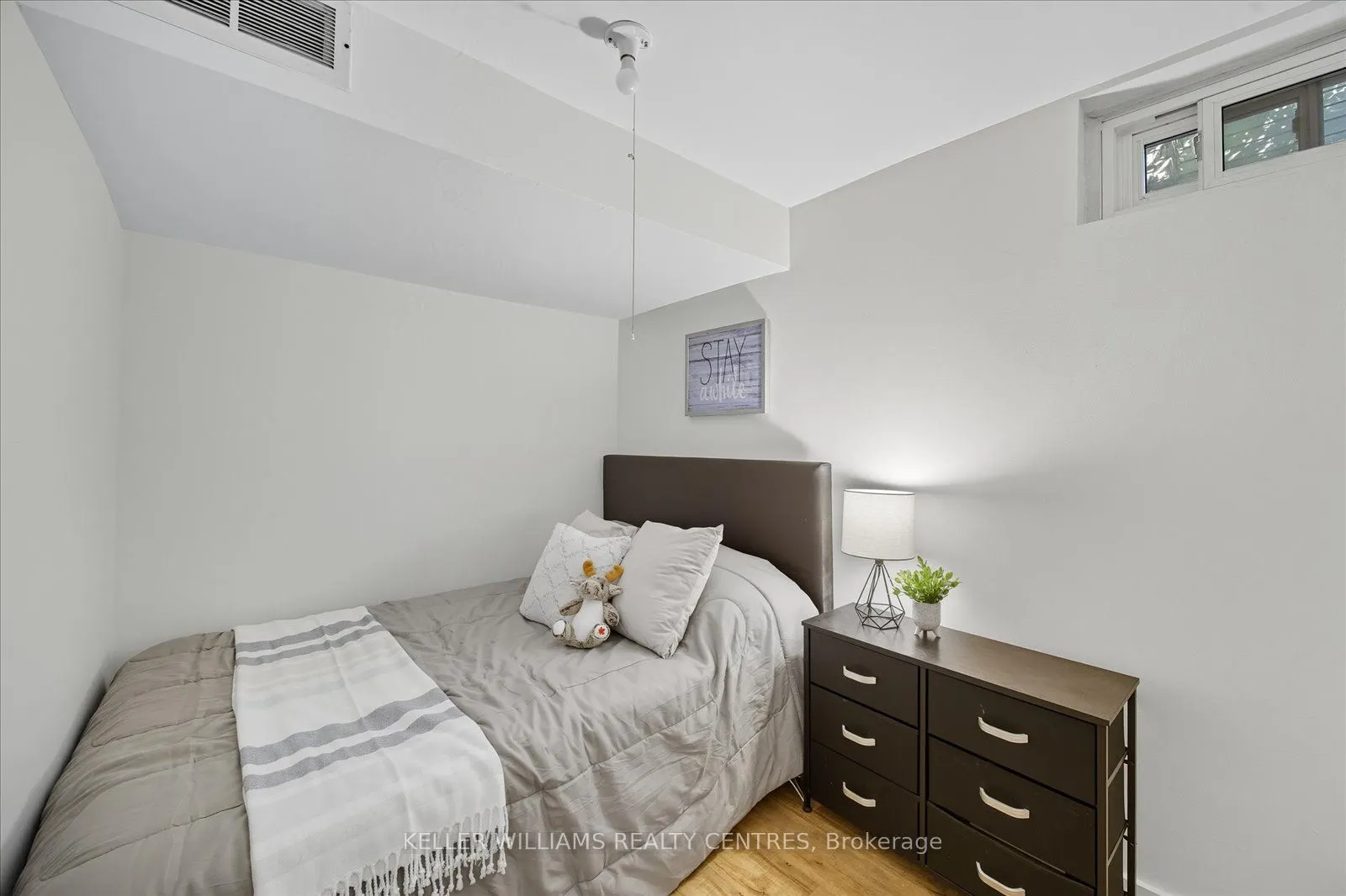 916 Elgin Street