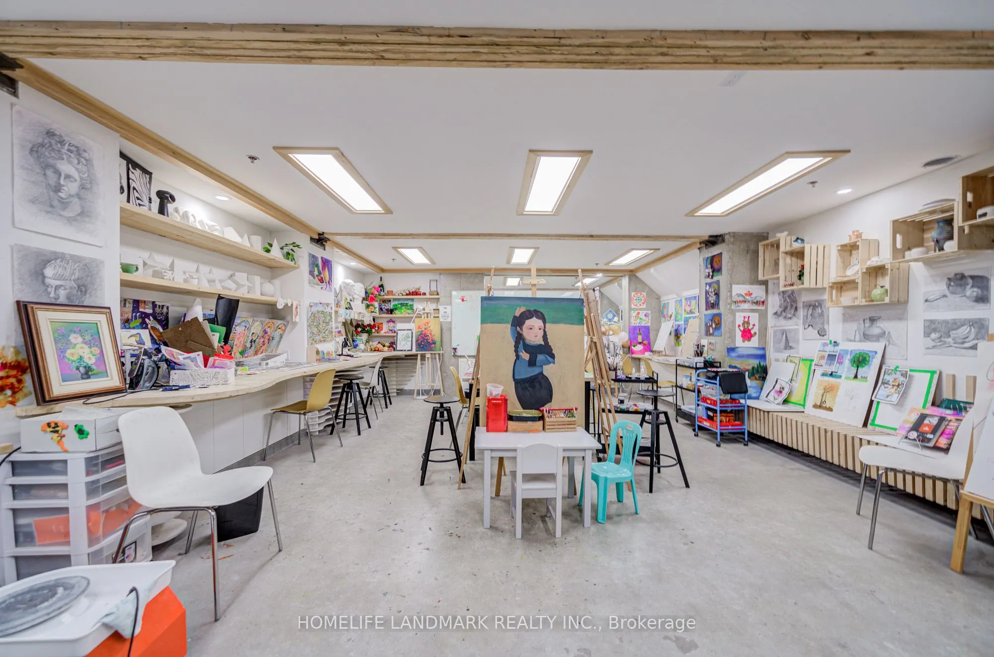 4602 Steeles Avenue E, #R 3