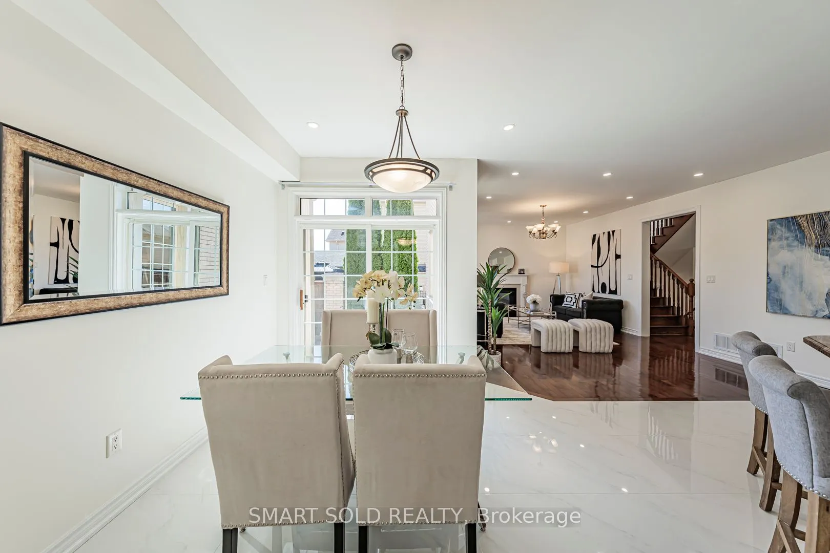 23 Bonheur Road