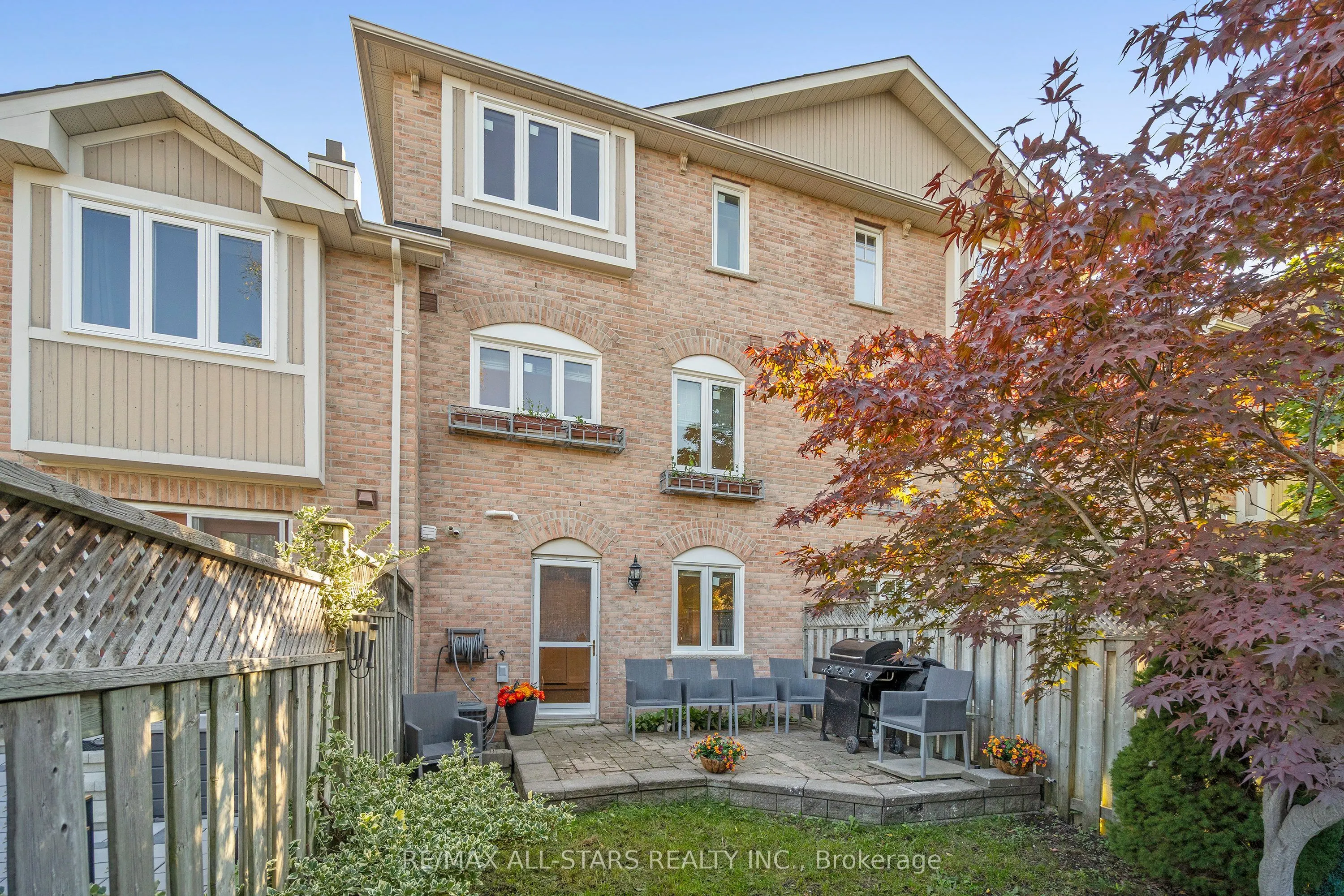 21 Rougehaven Way, #10