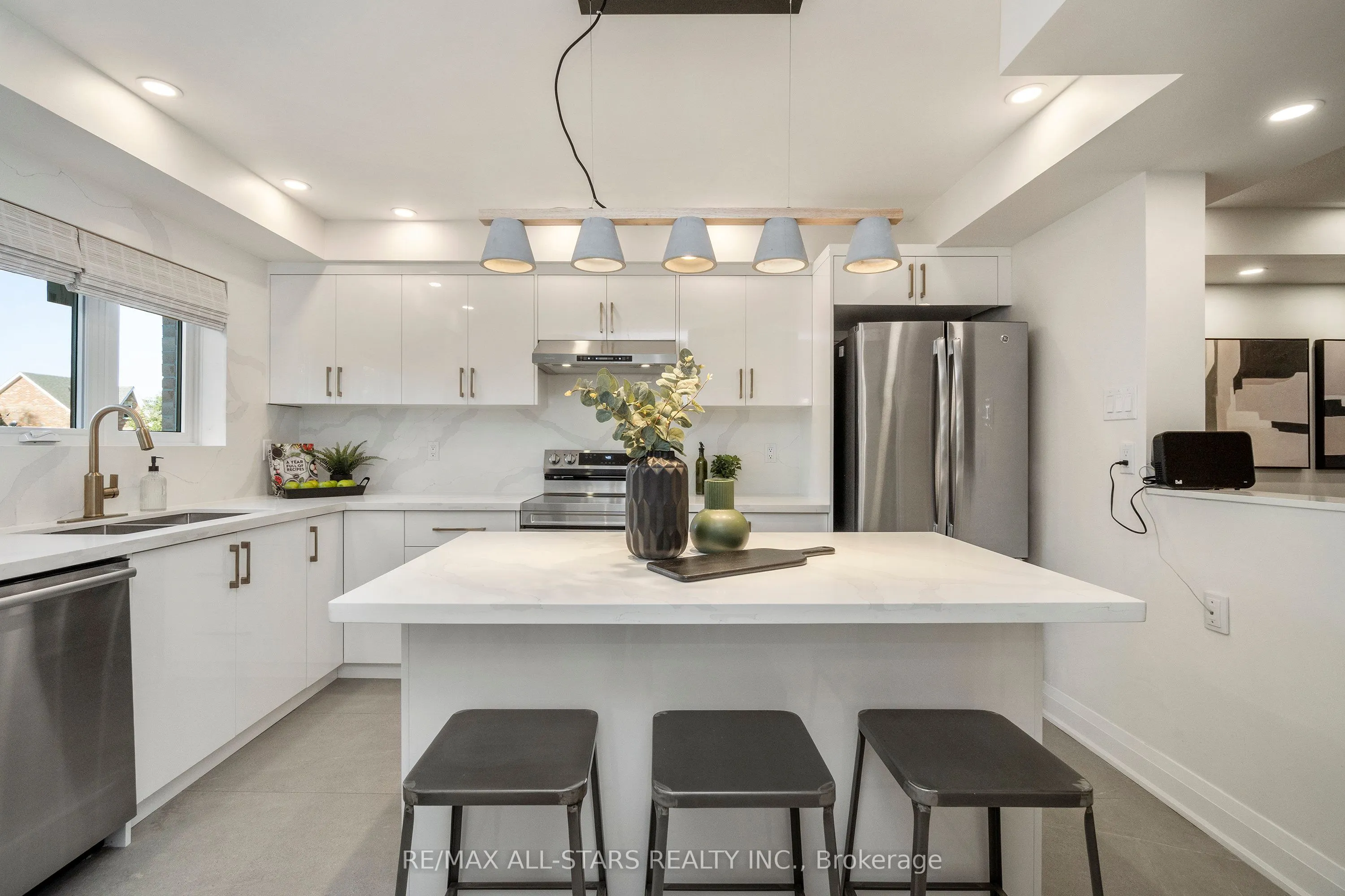 21 Rougehaven Way, #10
