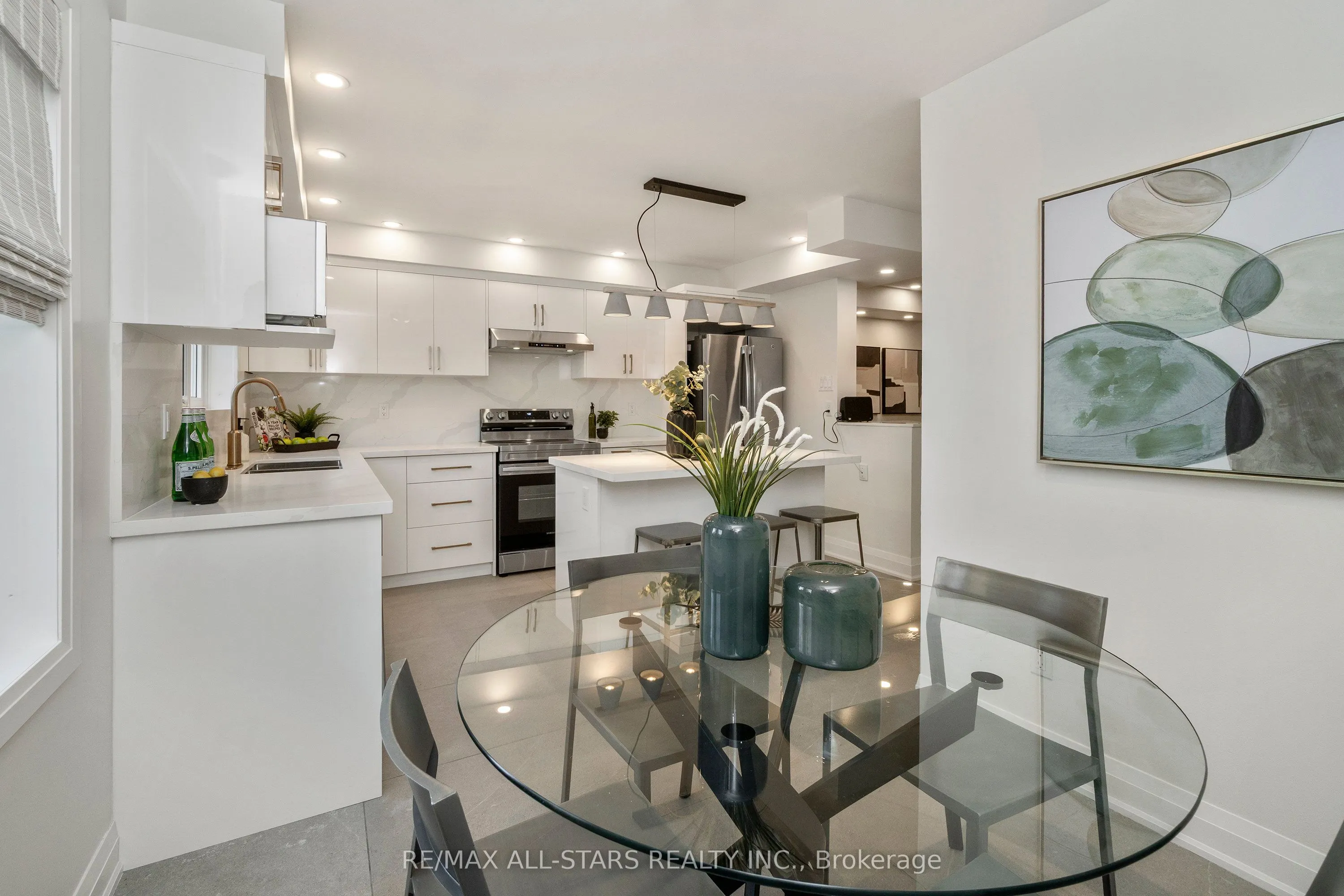 21 Rougehaven Way, #10
