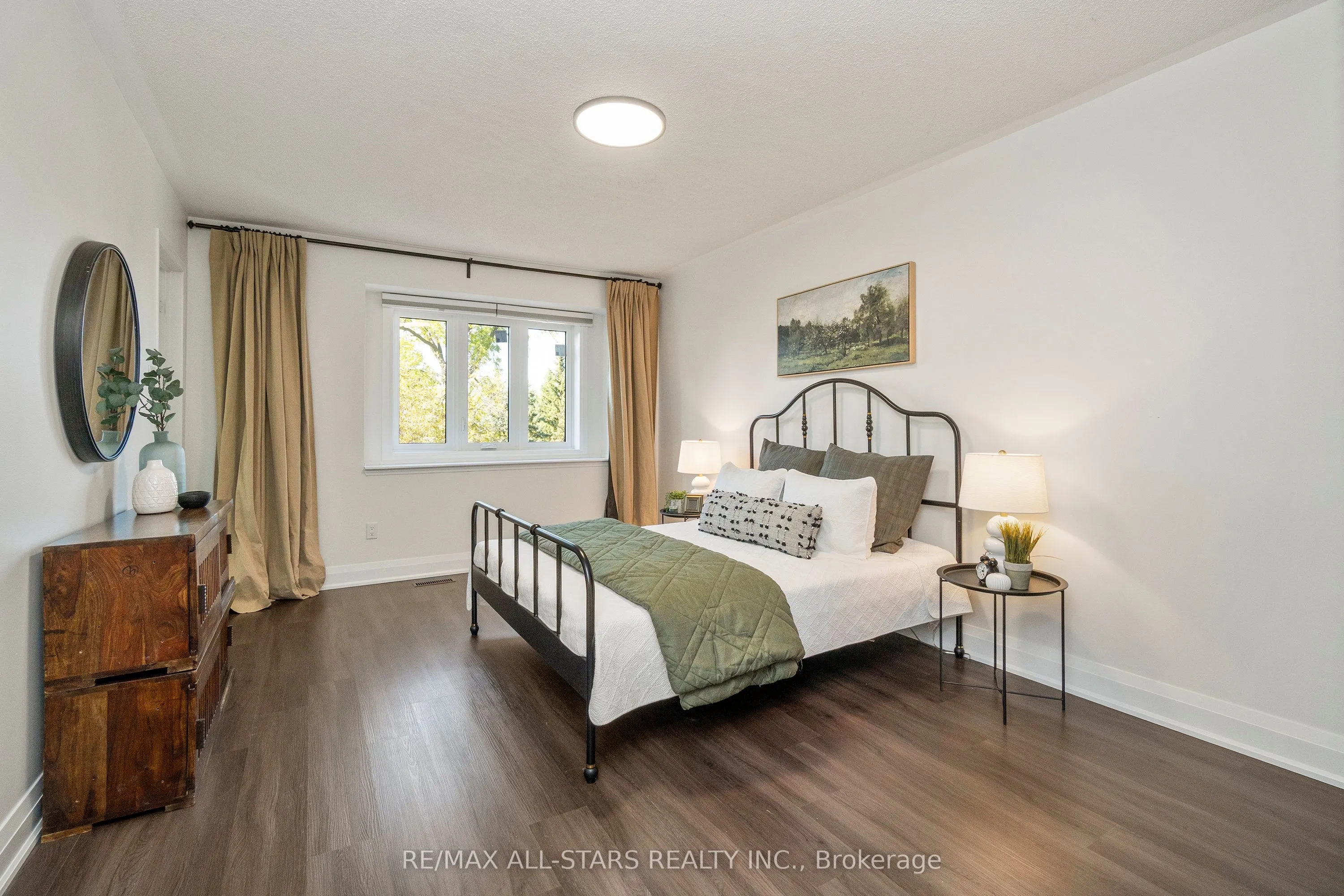 21 Rougehaven Way, #10