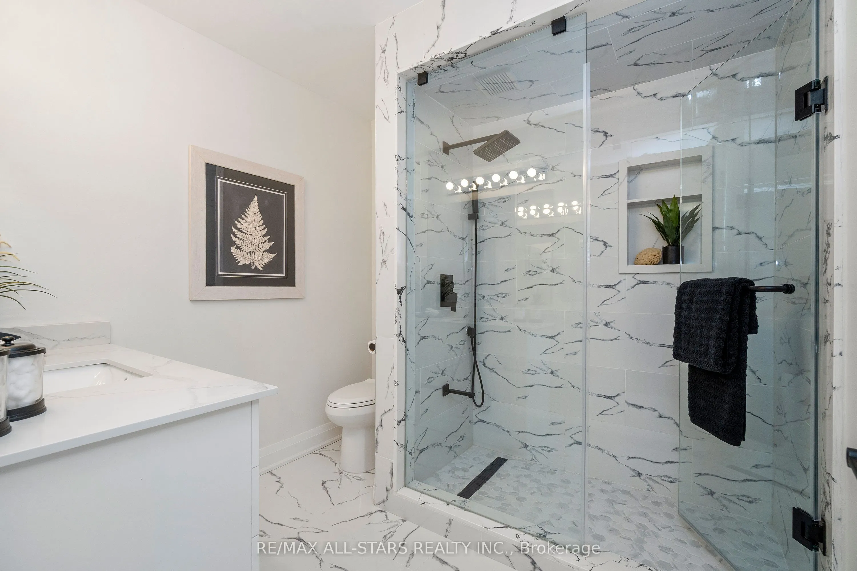 21 Rougehaven Way, #10