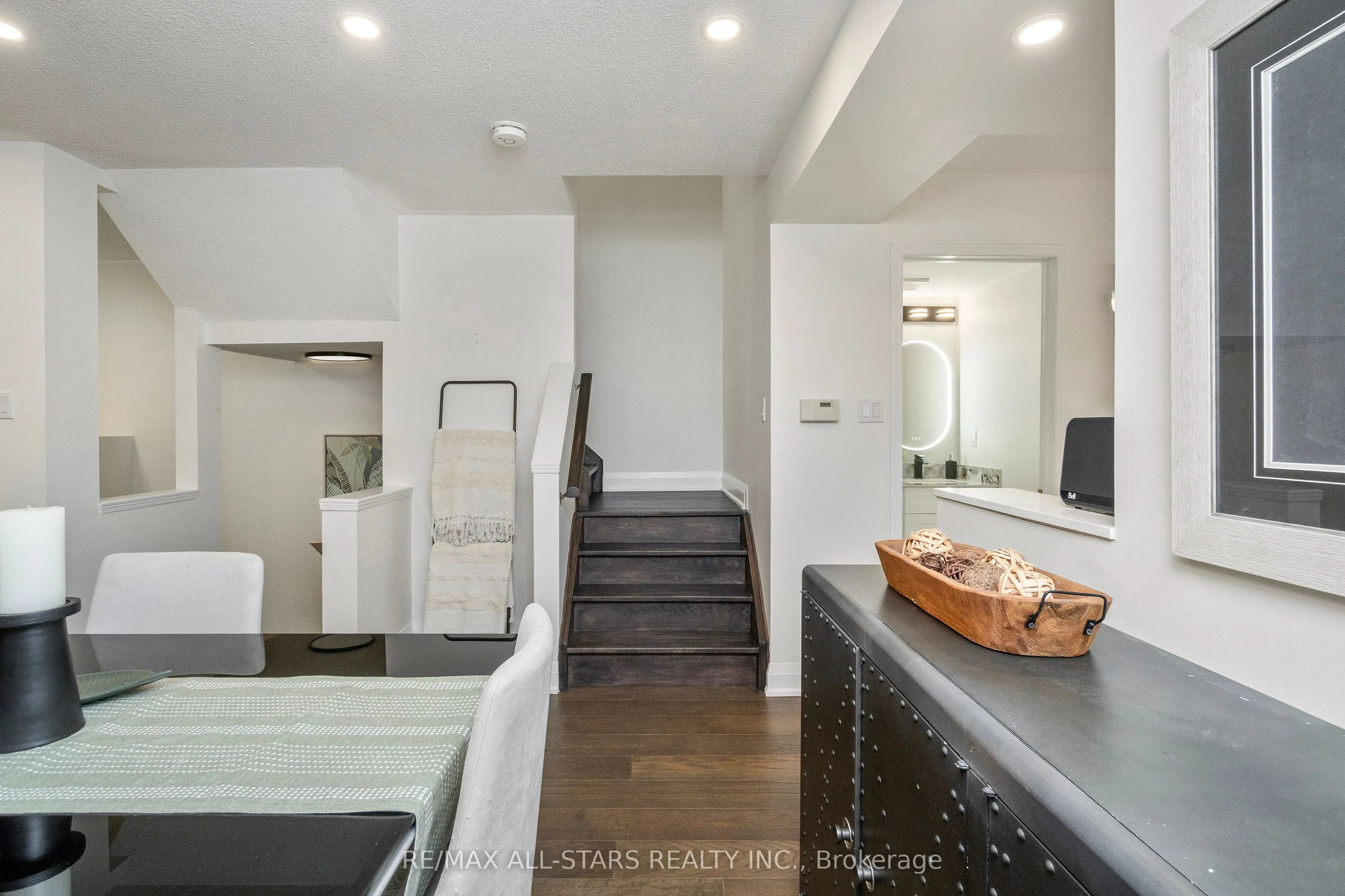 21 Rougehaven Way, #10