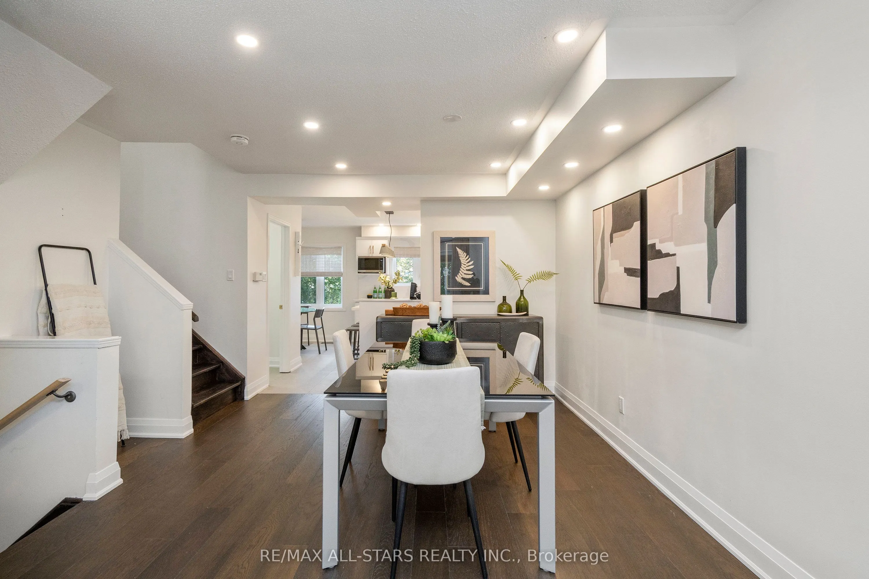 21 Rougehaven Way, #10