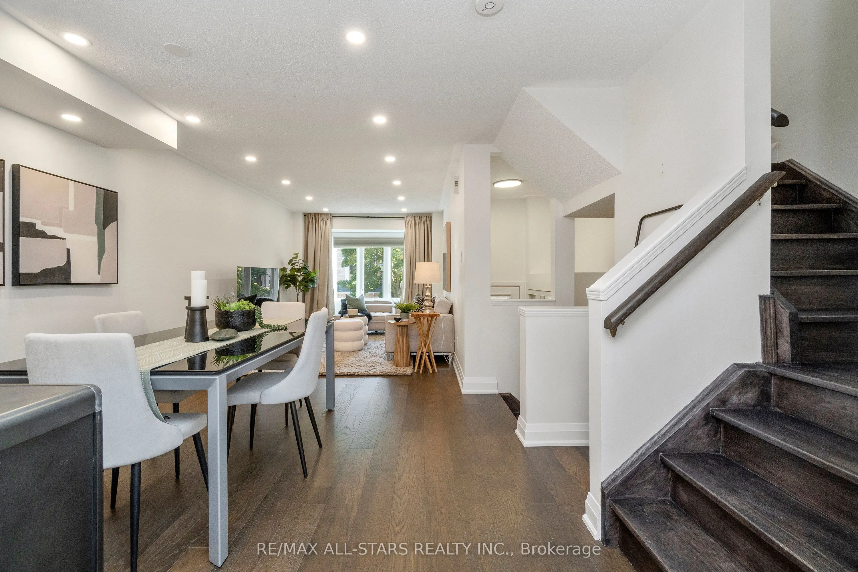 21 Rougehaven Way, #10