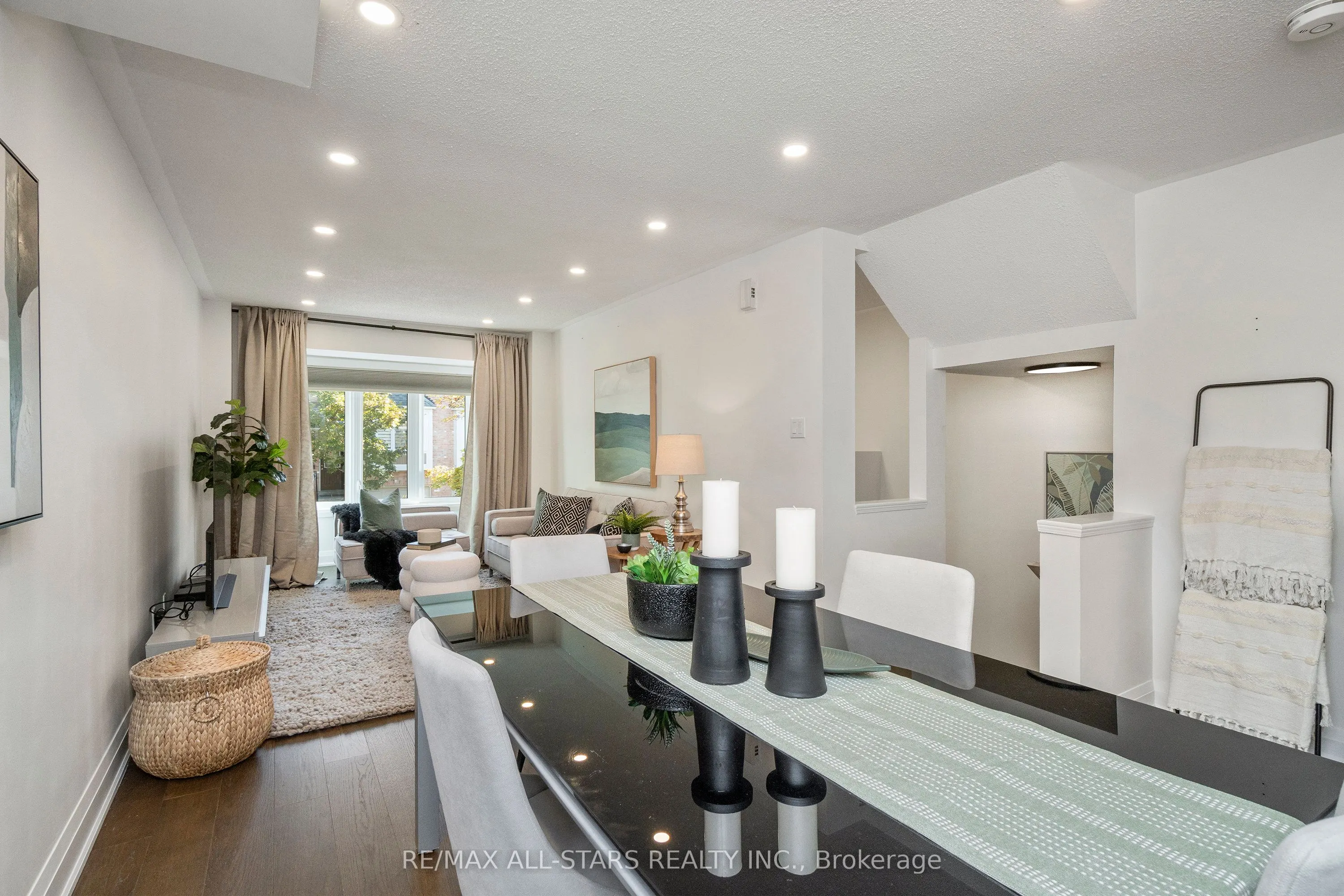 21 Rougehaven Way, #10