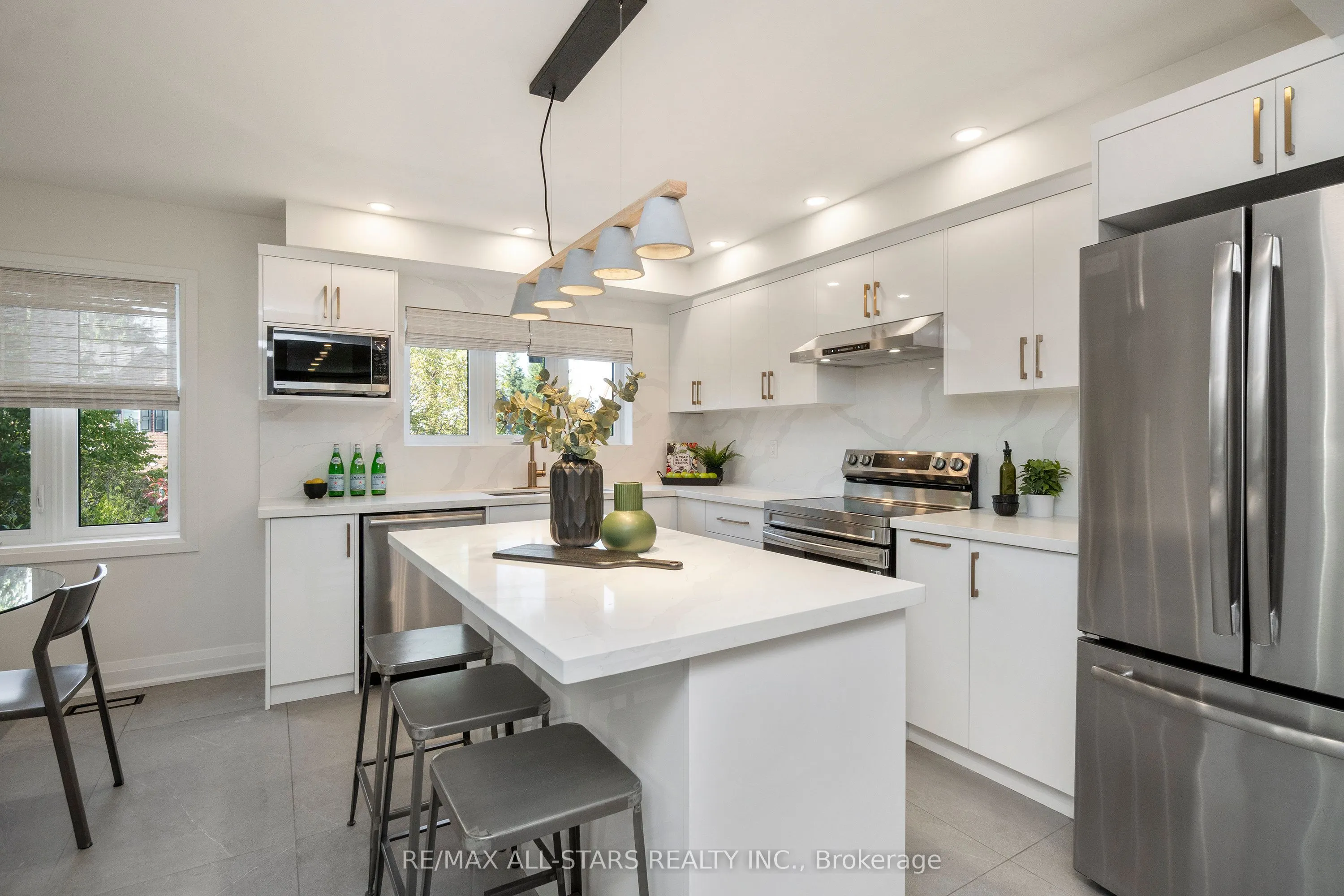 21 Rougehaven Way, #10