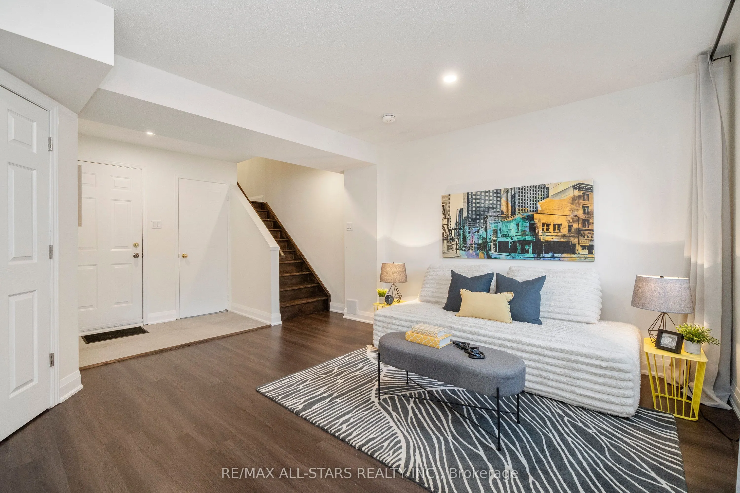 21 Rougehaven Way, #10