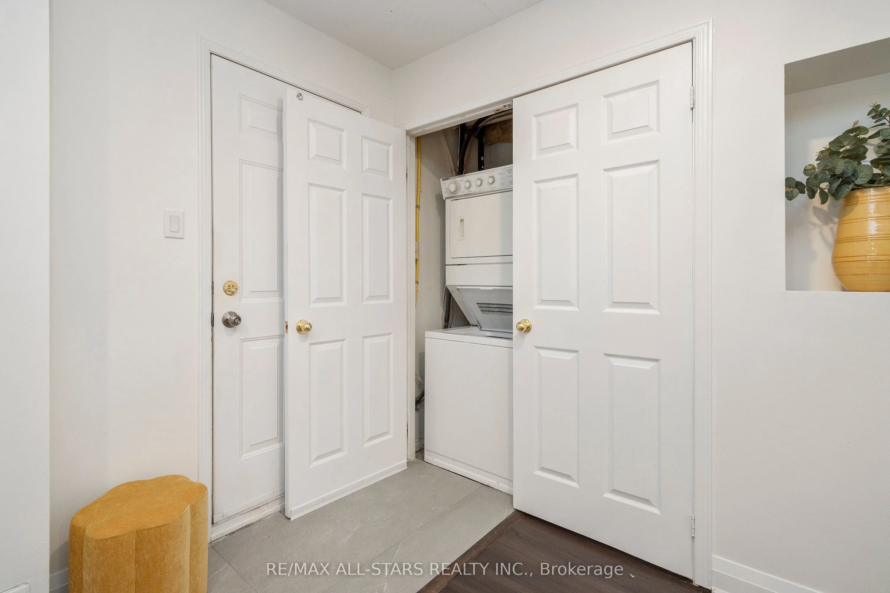 21 Rougehaven Way, #10