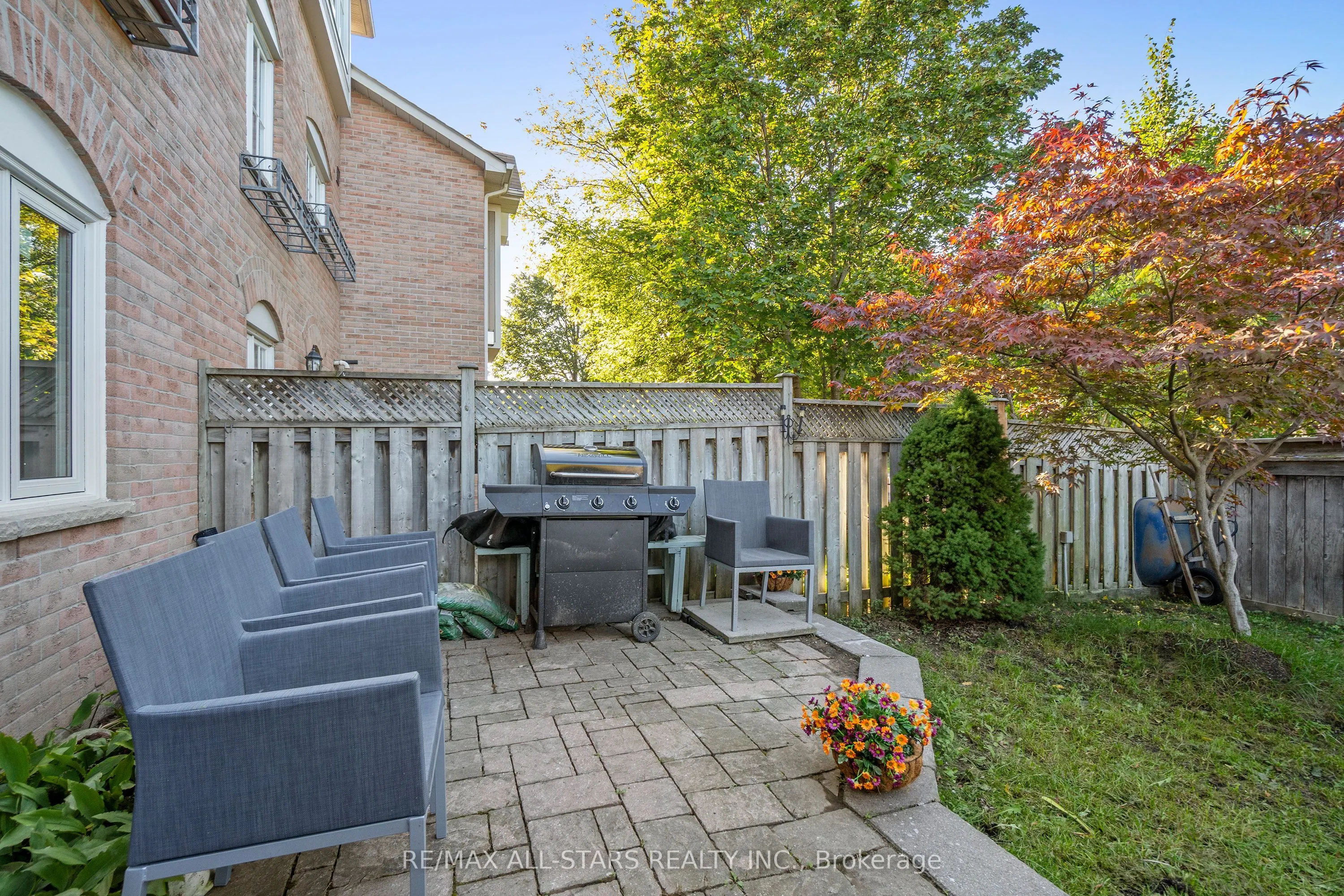 21 Rougehaven Way, #10