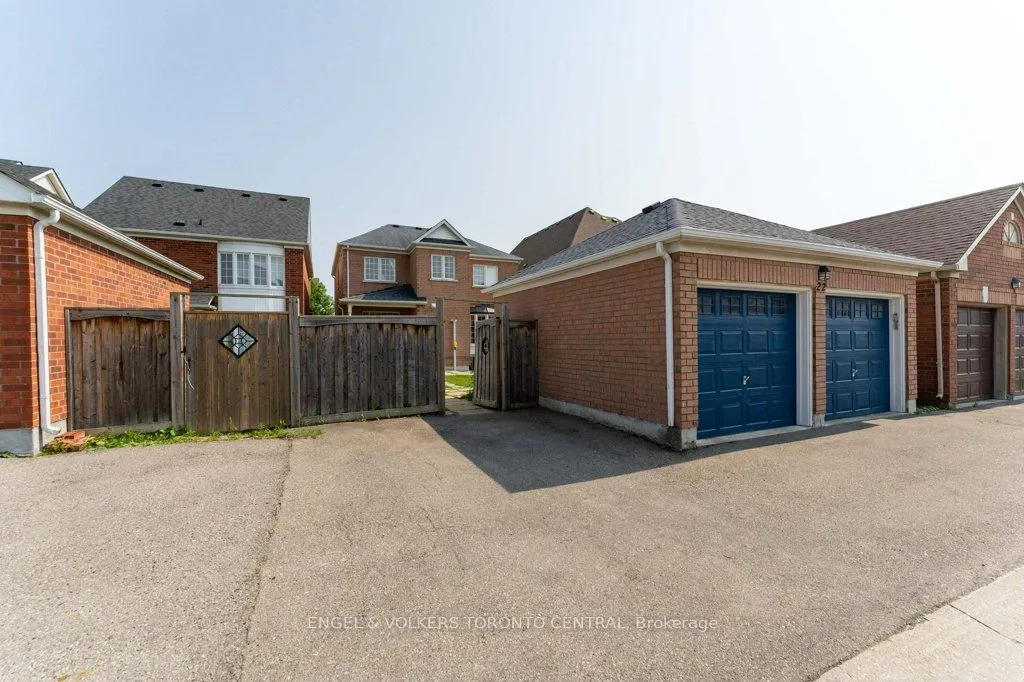 22 Donald Sim Avenue