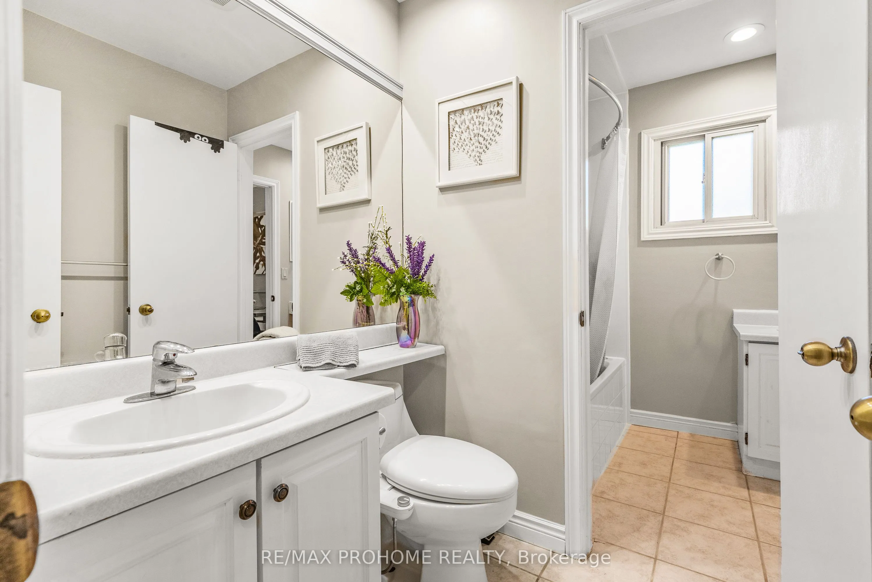 32 Sir Bedevere Place