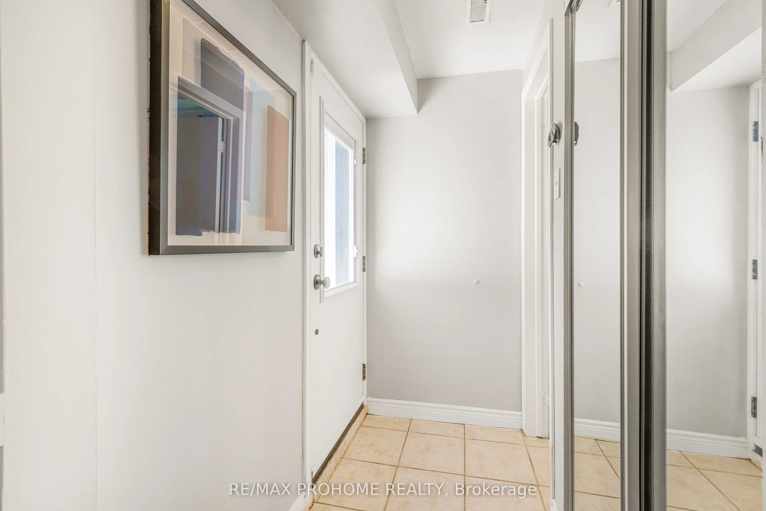 32 Sir Bedevere Place