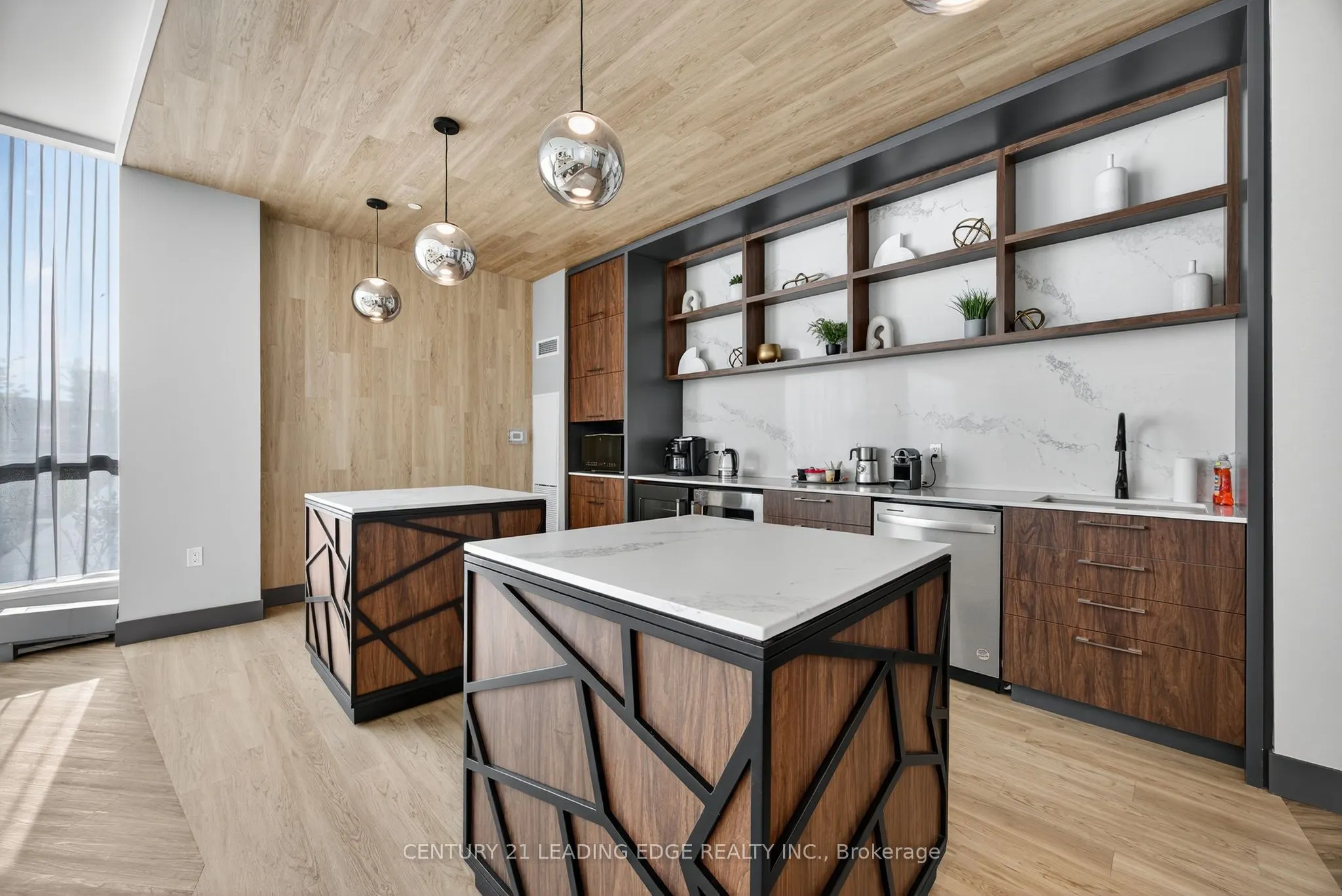 415 Sea Ray Avenue, #228