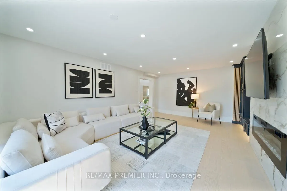 157 Jeanne Drive