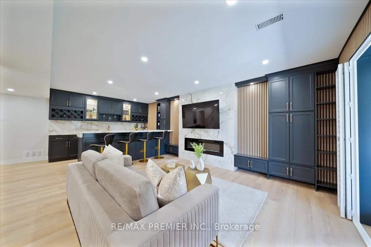 157 Jeanne Drive
