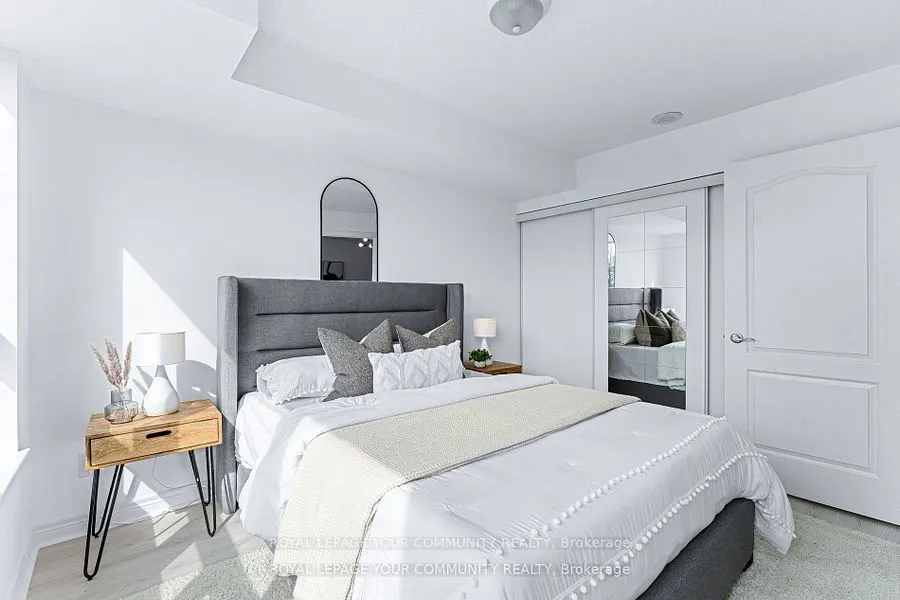 50 Disera Drive, #215