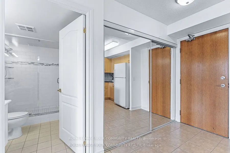 50 Disera Drive, #215