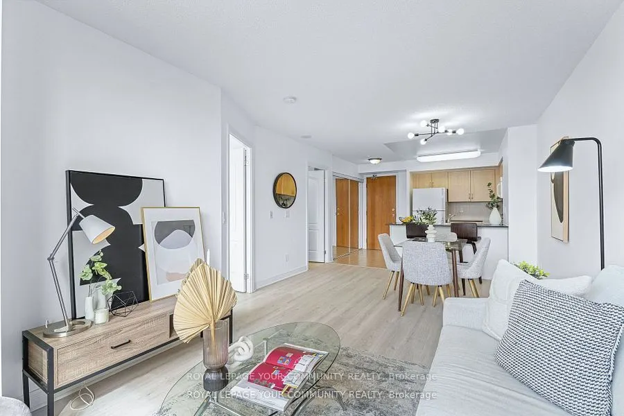 50 Disera Drive, #215