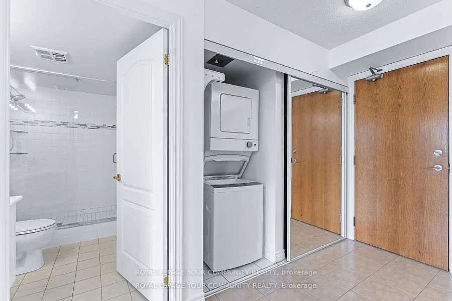 50 Disera Drive, #215