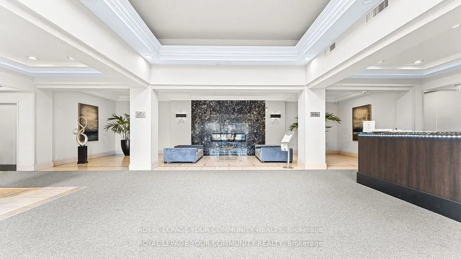 50 Disera Drive, #215
