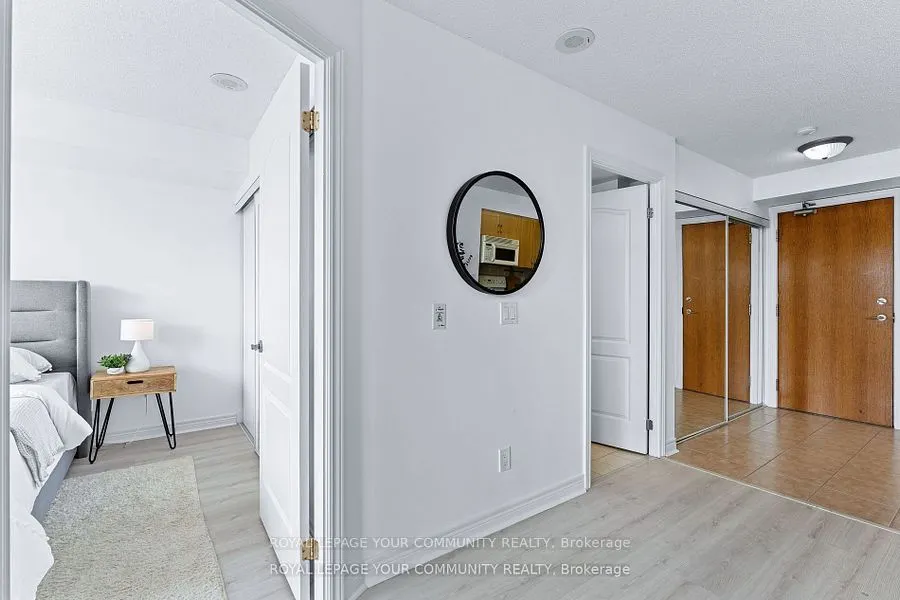 50 Disera Drive, #215