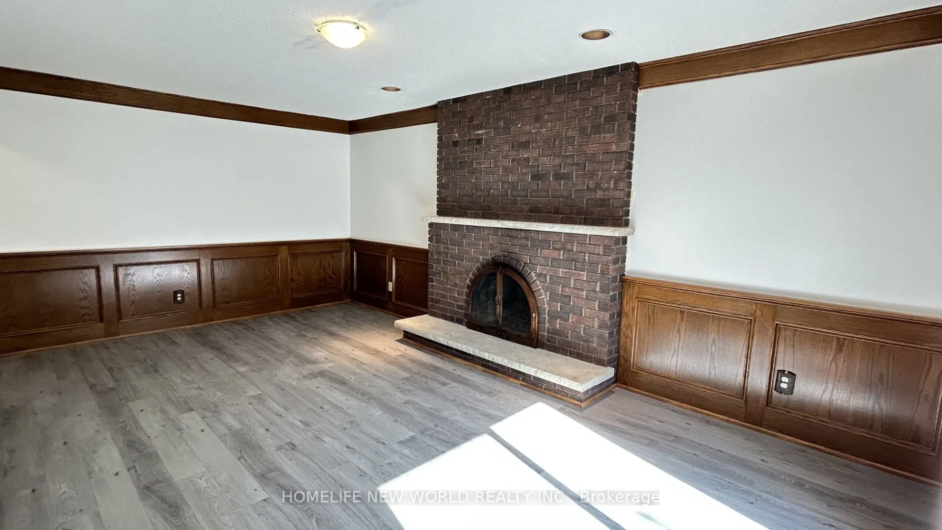 93 Willowbrook Road
