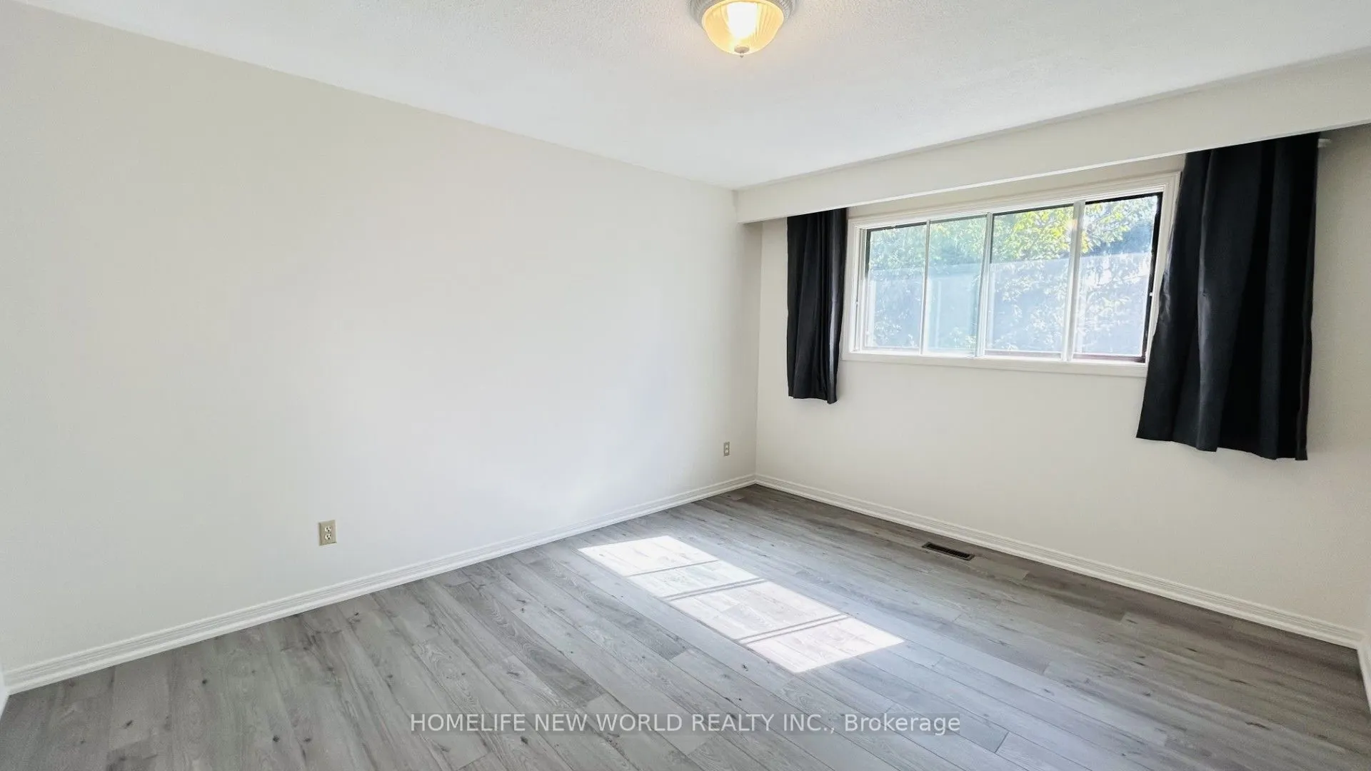 93 Willowbrook Road