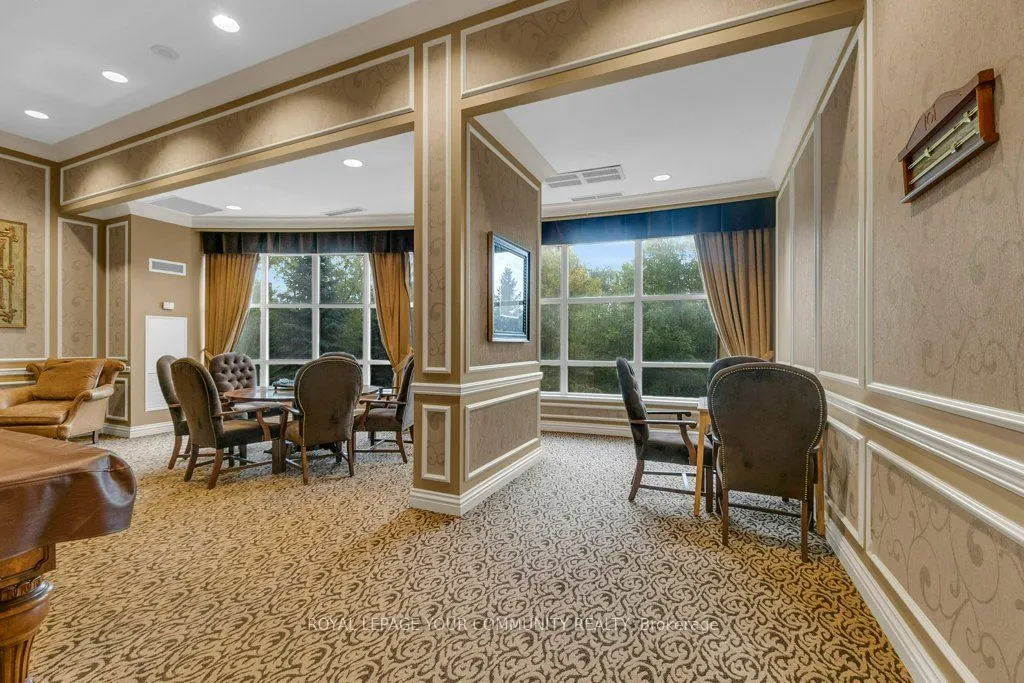9235 Jane Street, #707