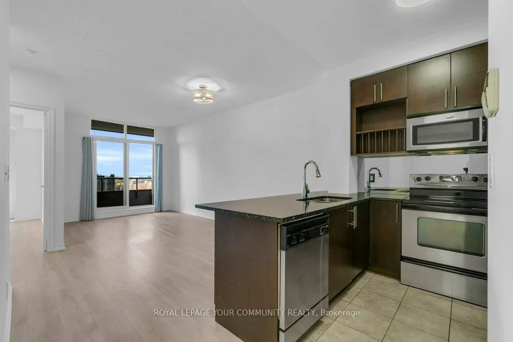 9235 Jane Street, #707