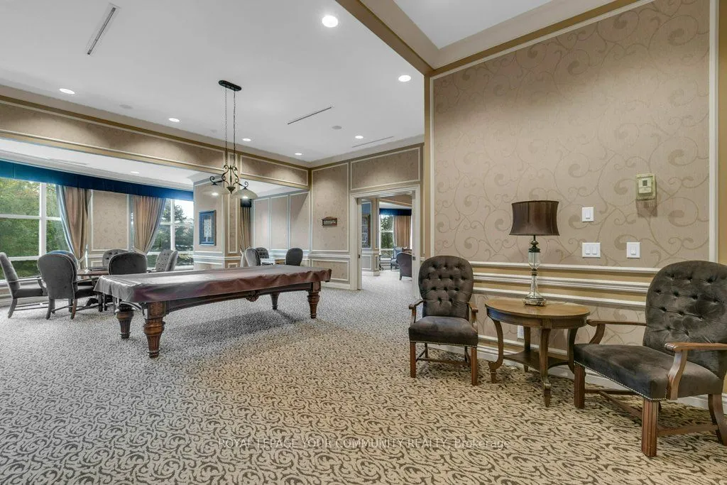 9235 Jane Street, #707