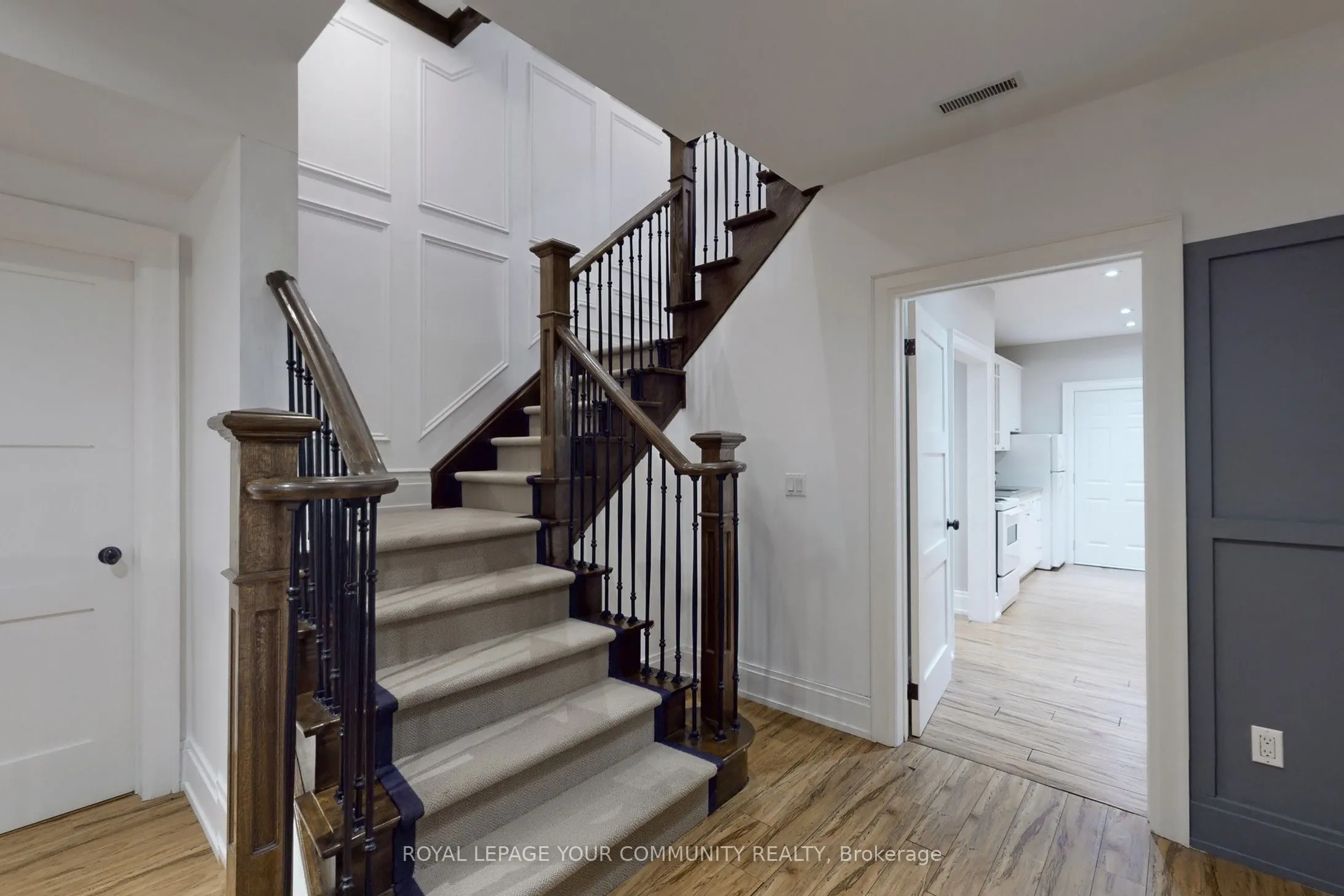 166 Grandvista Crescent