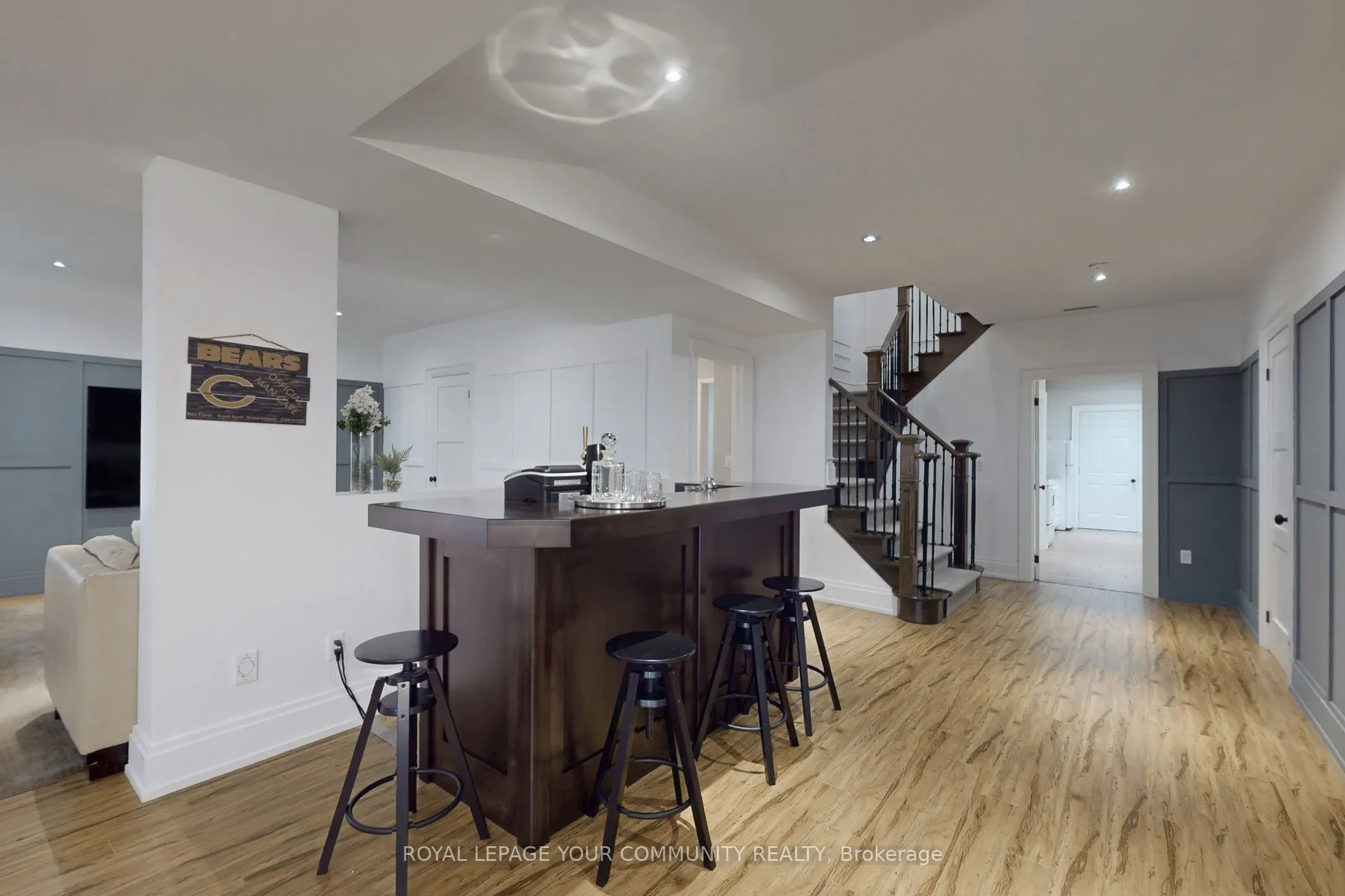 166 Grandvista Crescent