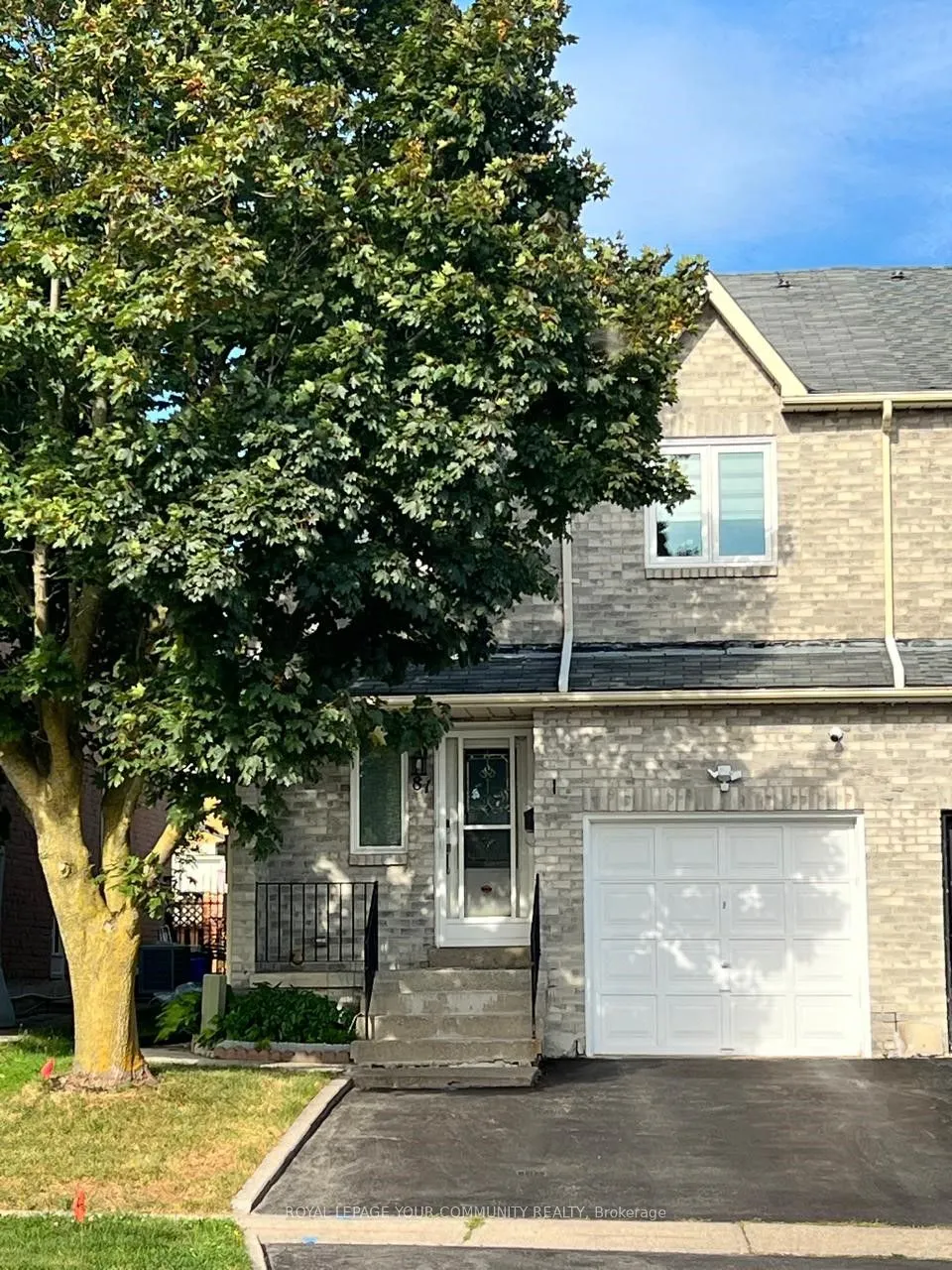 81 Avenue Road