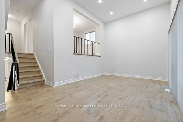37 New Port Way, #71