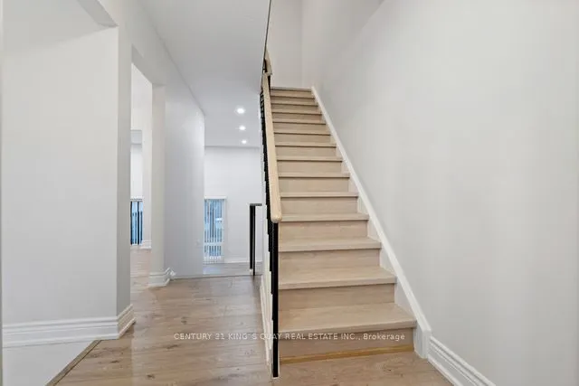 37 New Port Way, #71