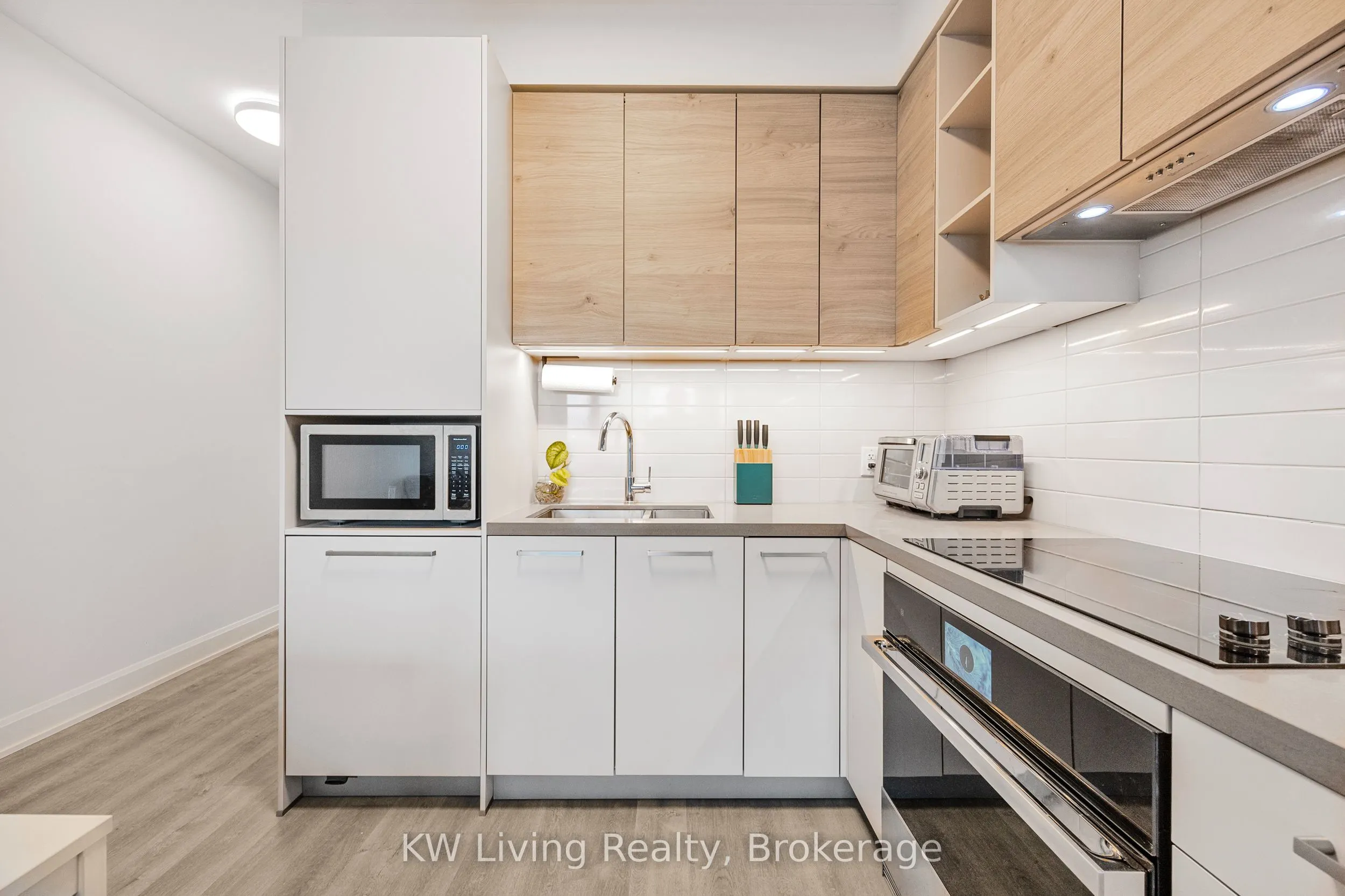 12 Gandhi Lane, #306