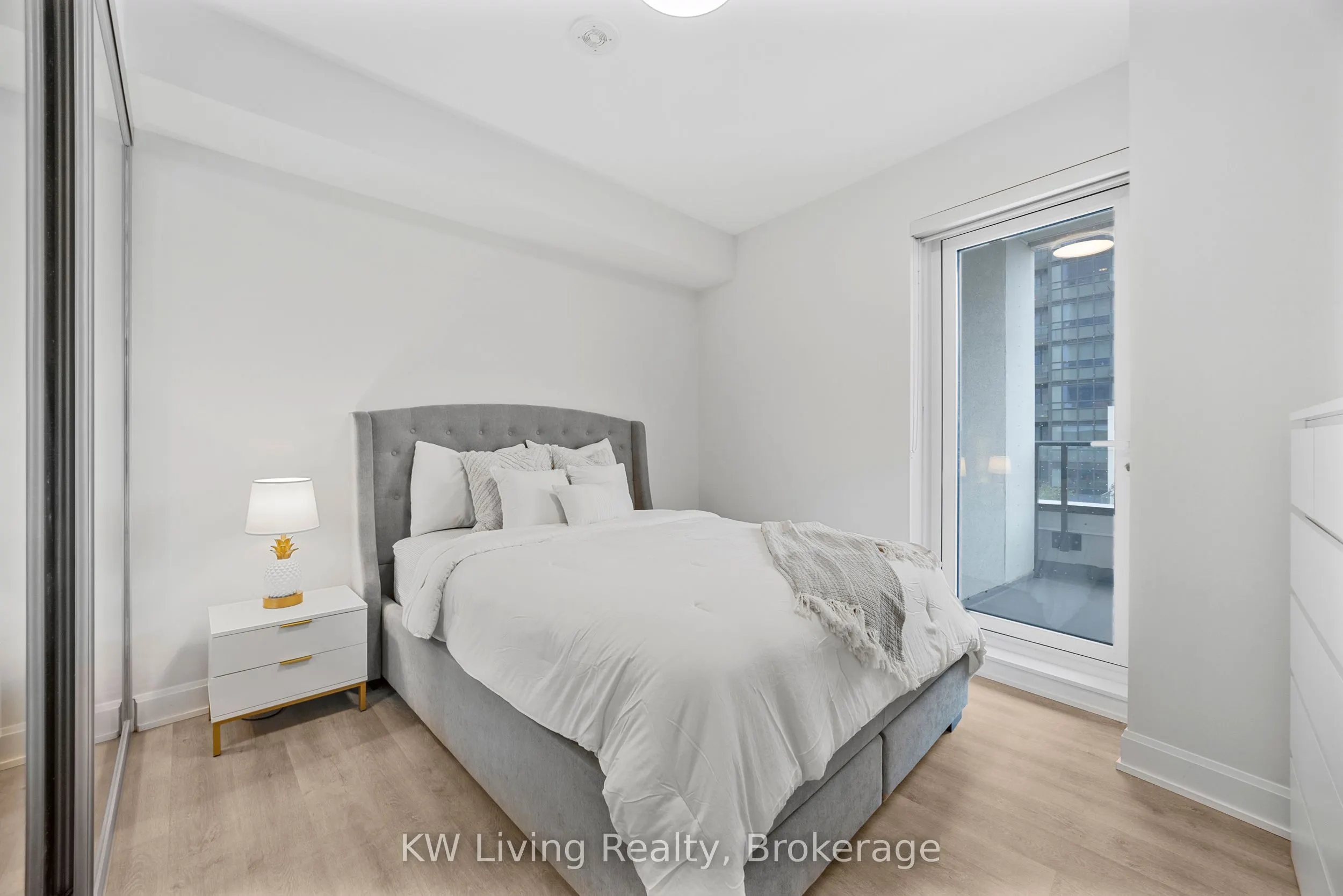 12 Gandhi Lane, #306