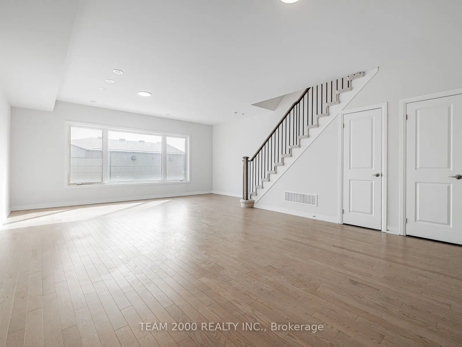 220 Dissette Street, #11