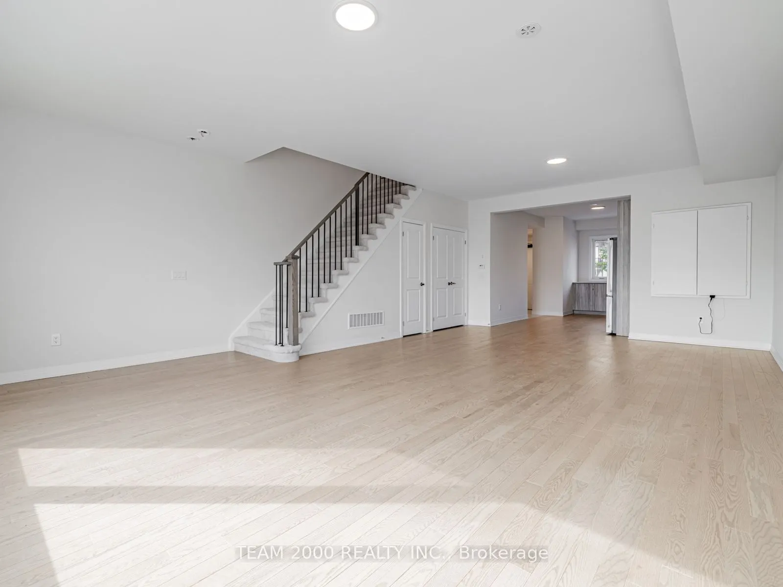 220 Dissette Street, #11