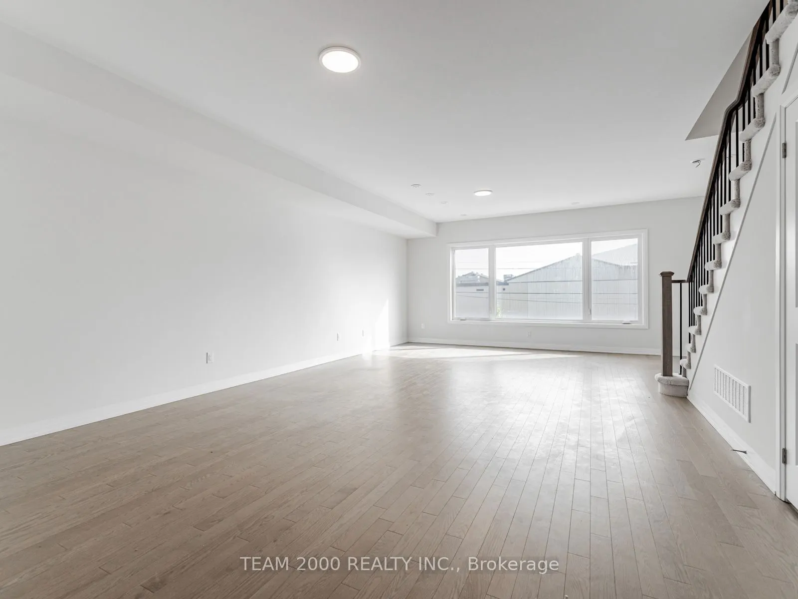 220 Dissette Street, #11