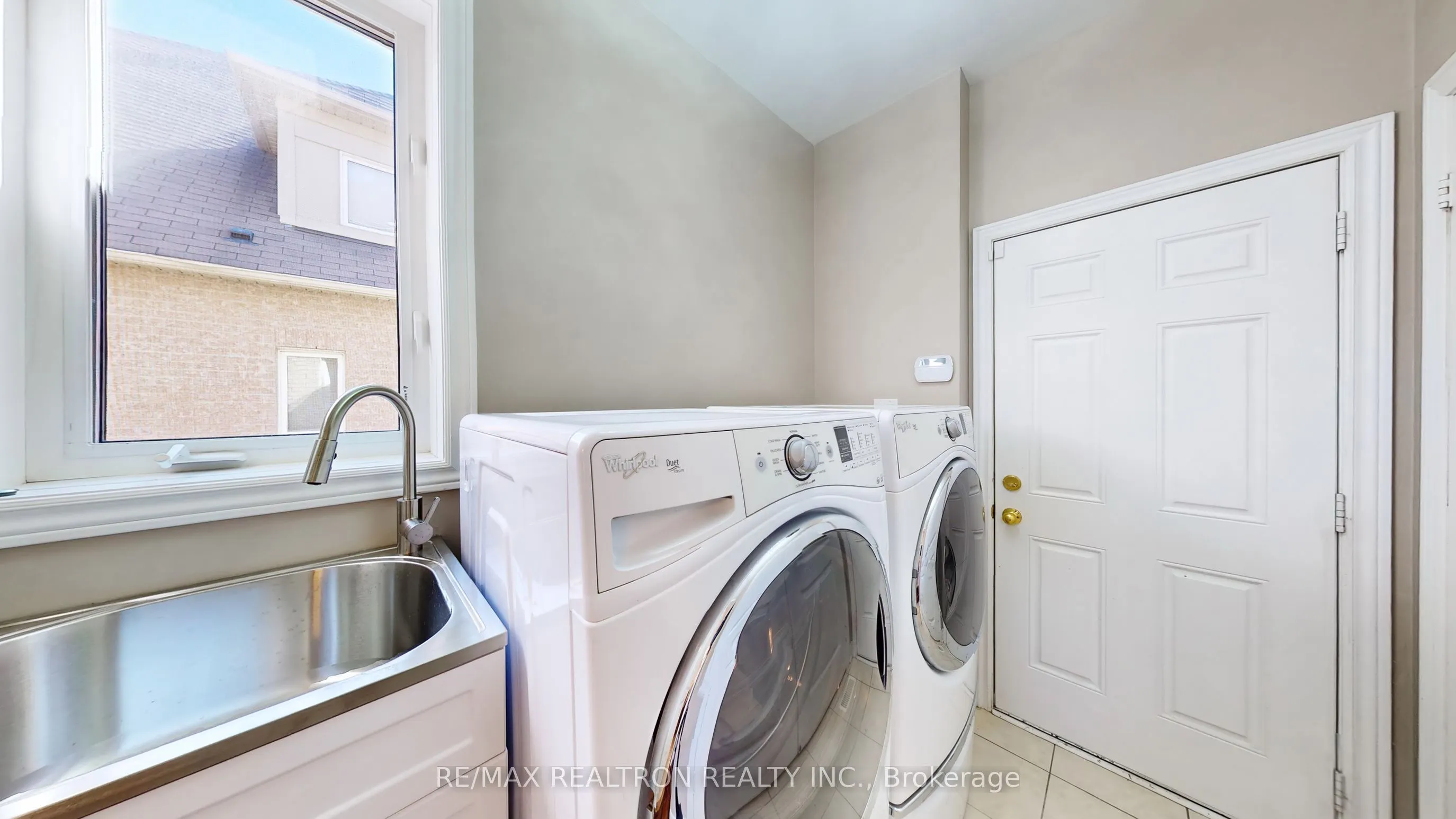 114 Greenforest Grove